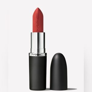 M·A·CXIMAL SILKY MATTE LIPSTICK CAFE MOCHA/Mauvey pinky nude. BNIB